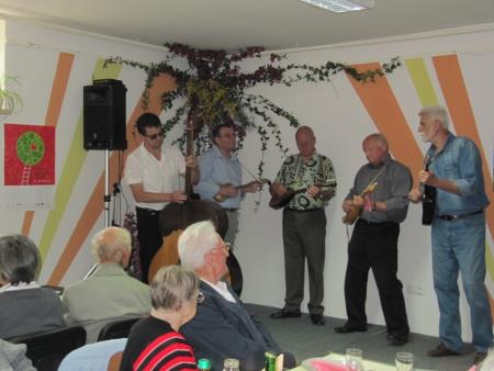 Tradicionalno srečanje starejših občanov starih 70 in več let 2015 14